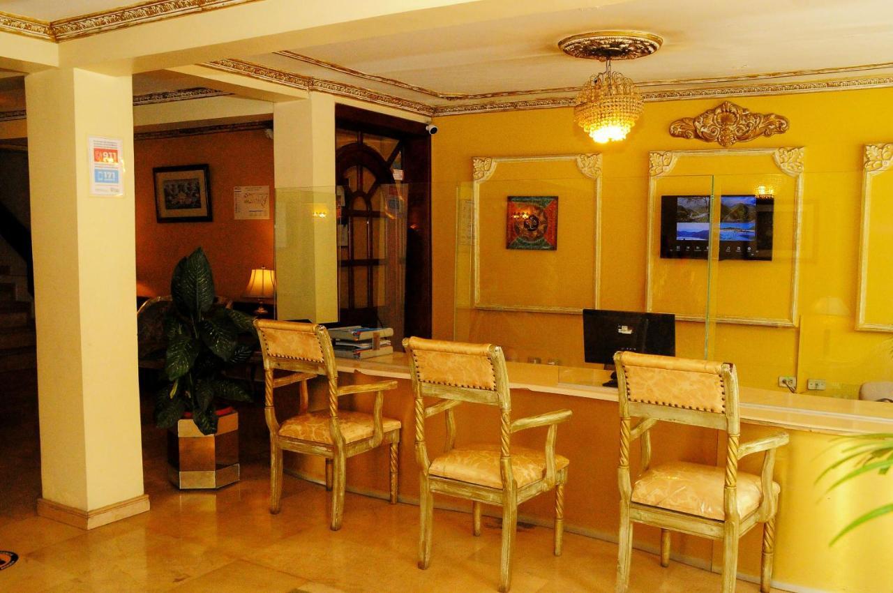 Colony Inn Hotel Ambato Exterior photo