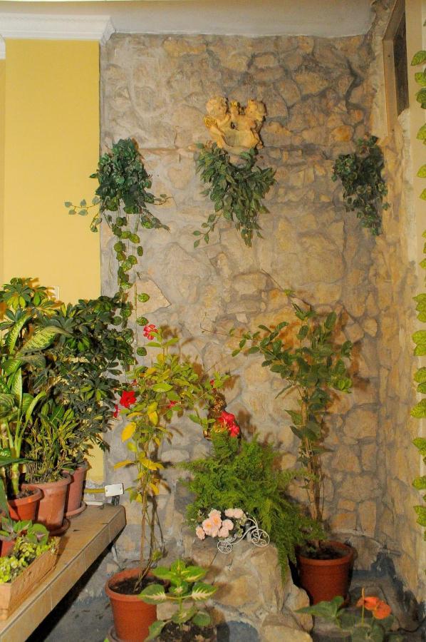 Colony Inn Hotel Ambato Exterior photo