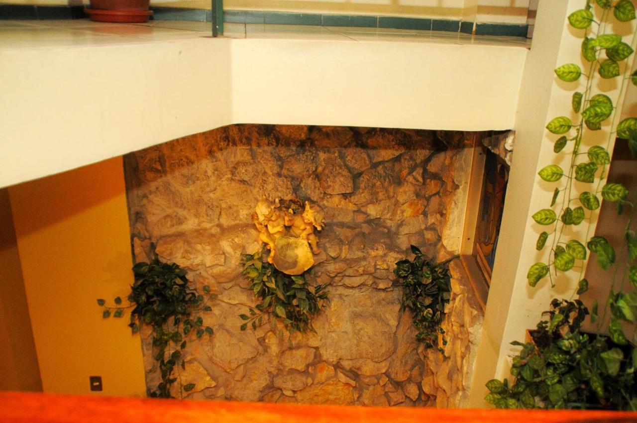 Colony Inn Hotel Ambato Exterior photo