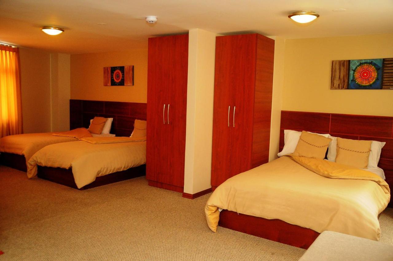 Colony Inn Hotel Ambato Exterior photo